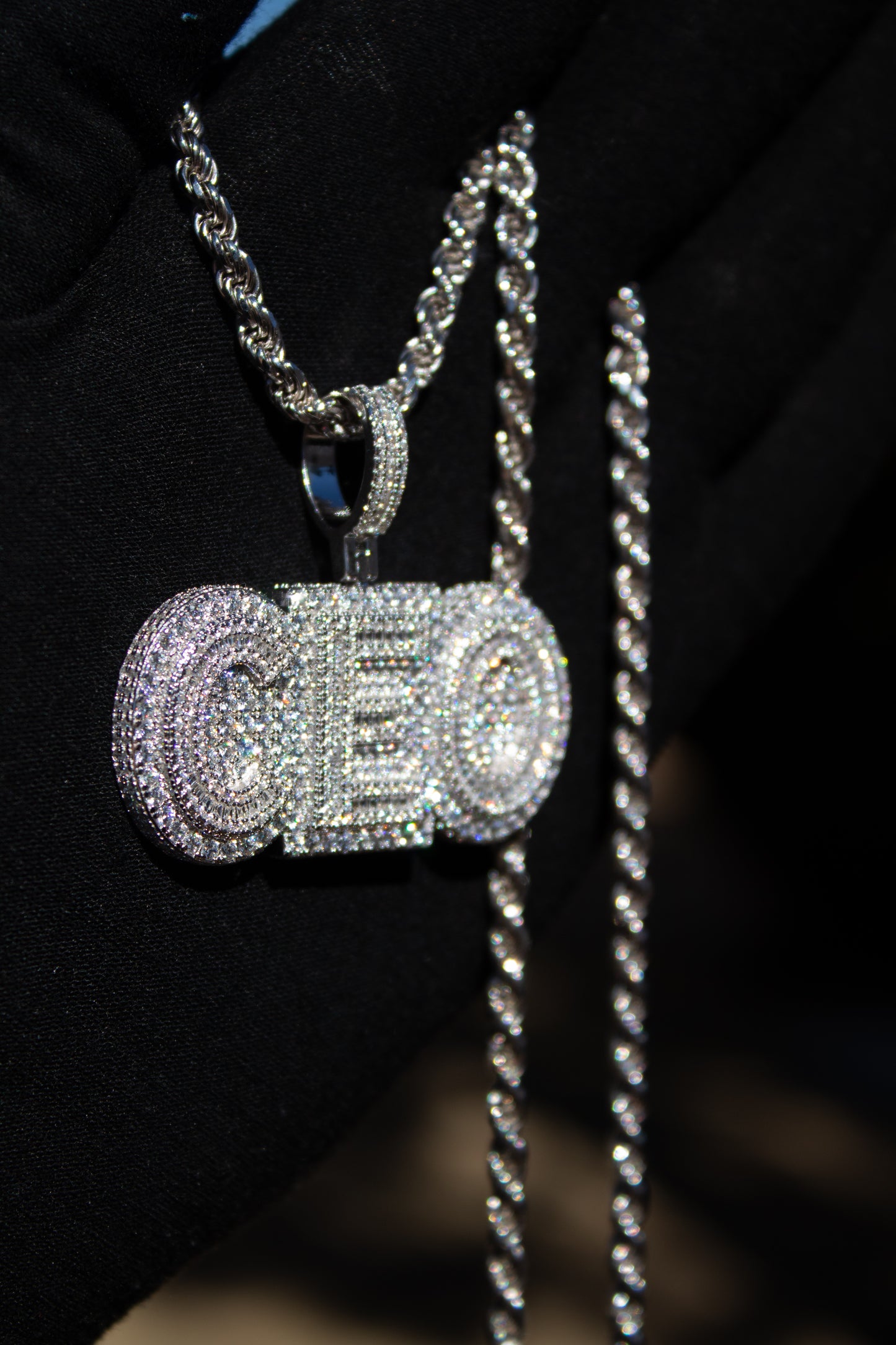 Colgante de CEO