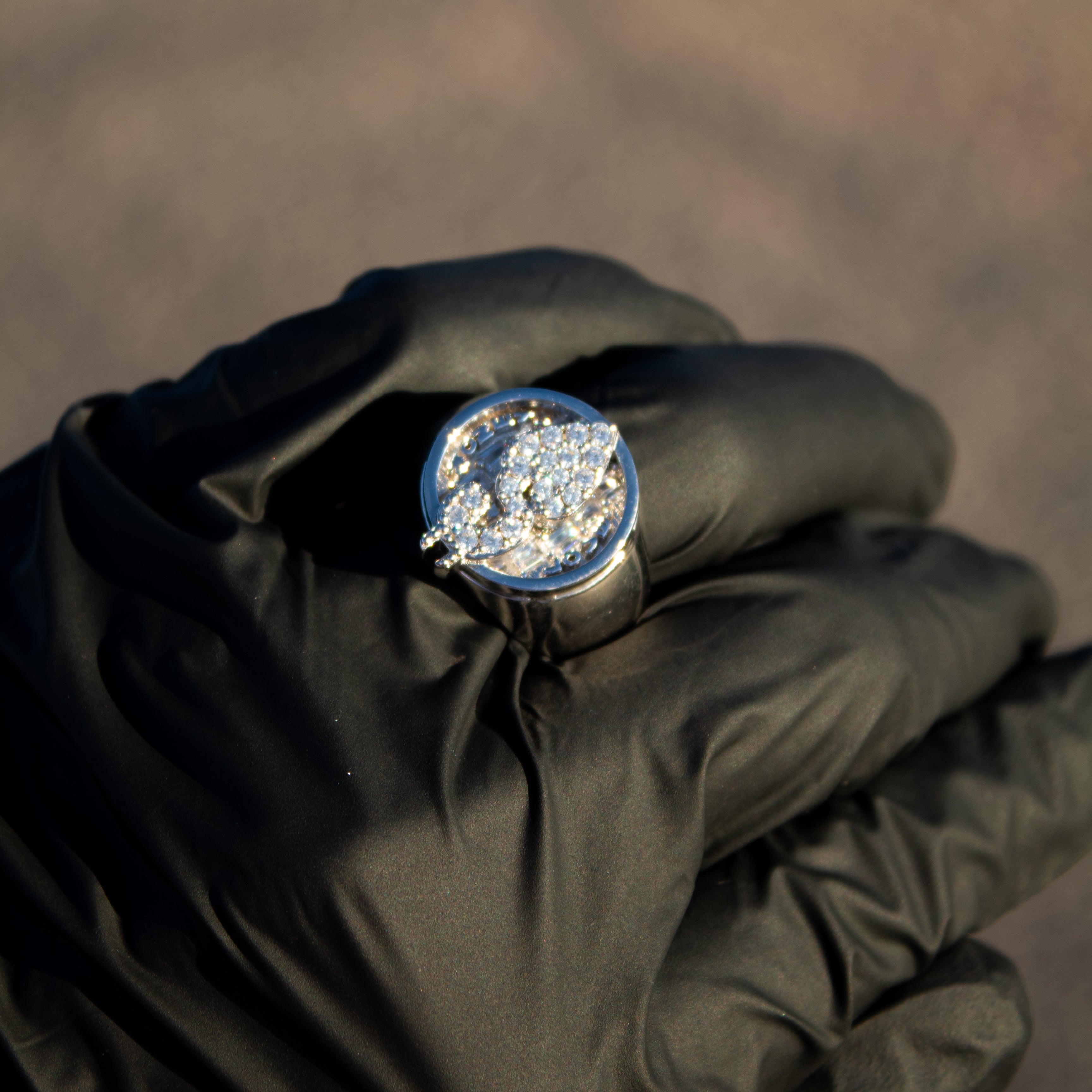 Love Money Ring