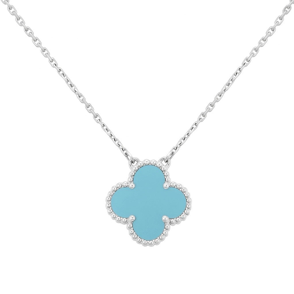Collar de hoja de trébol