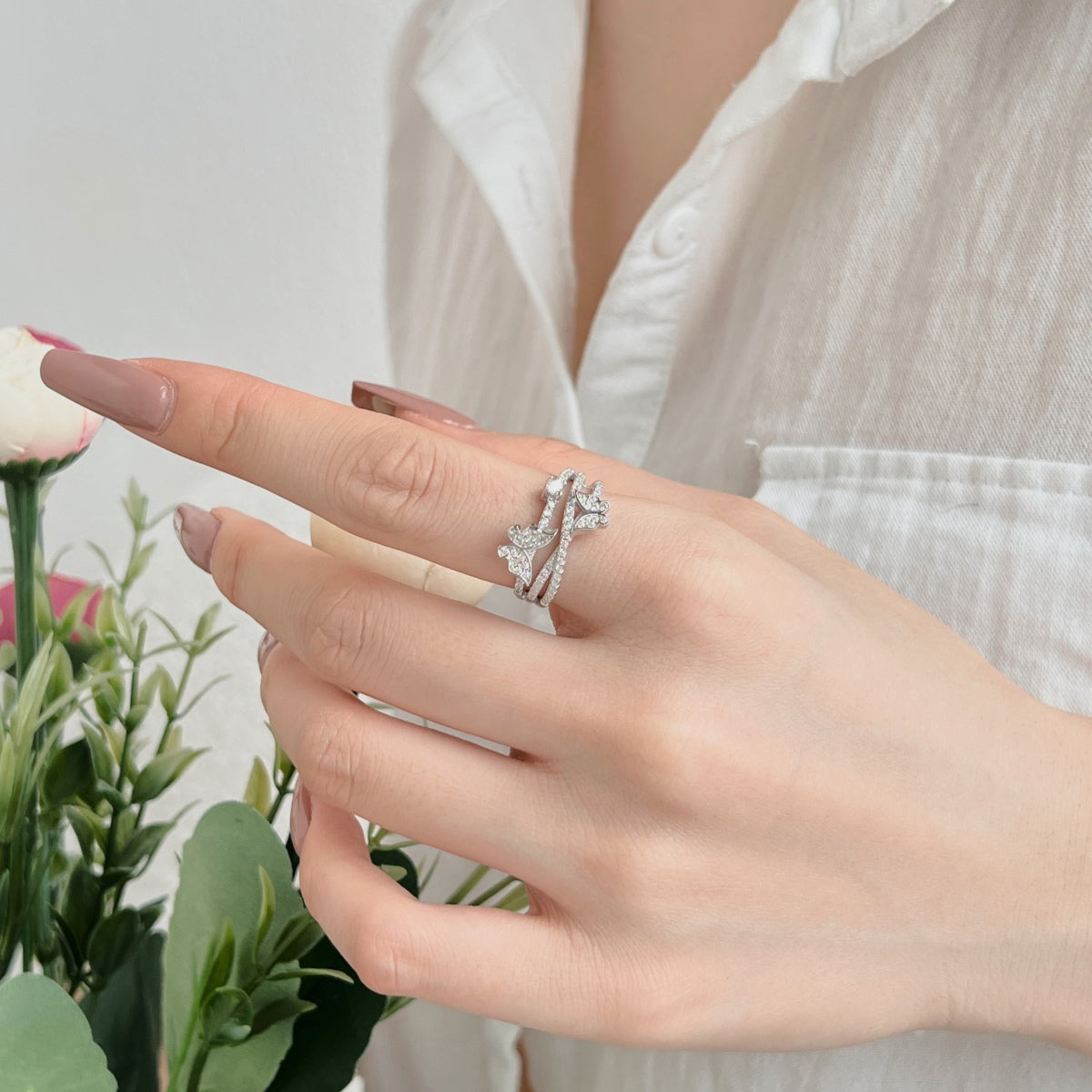 Anillo de diamantes con forma de mariposa