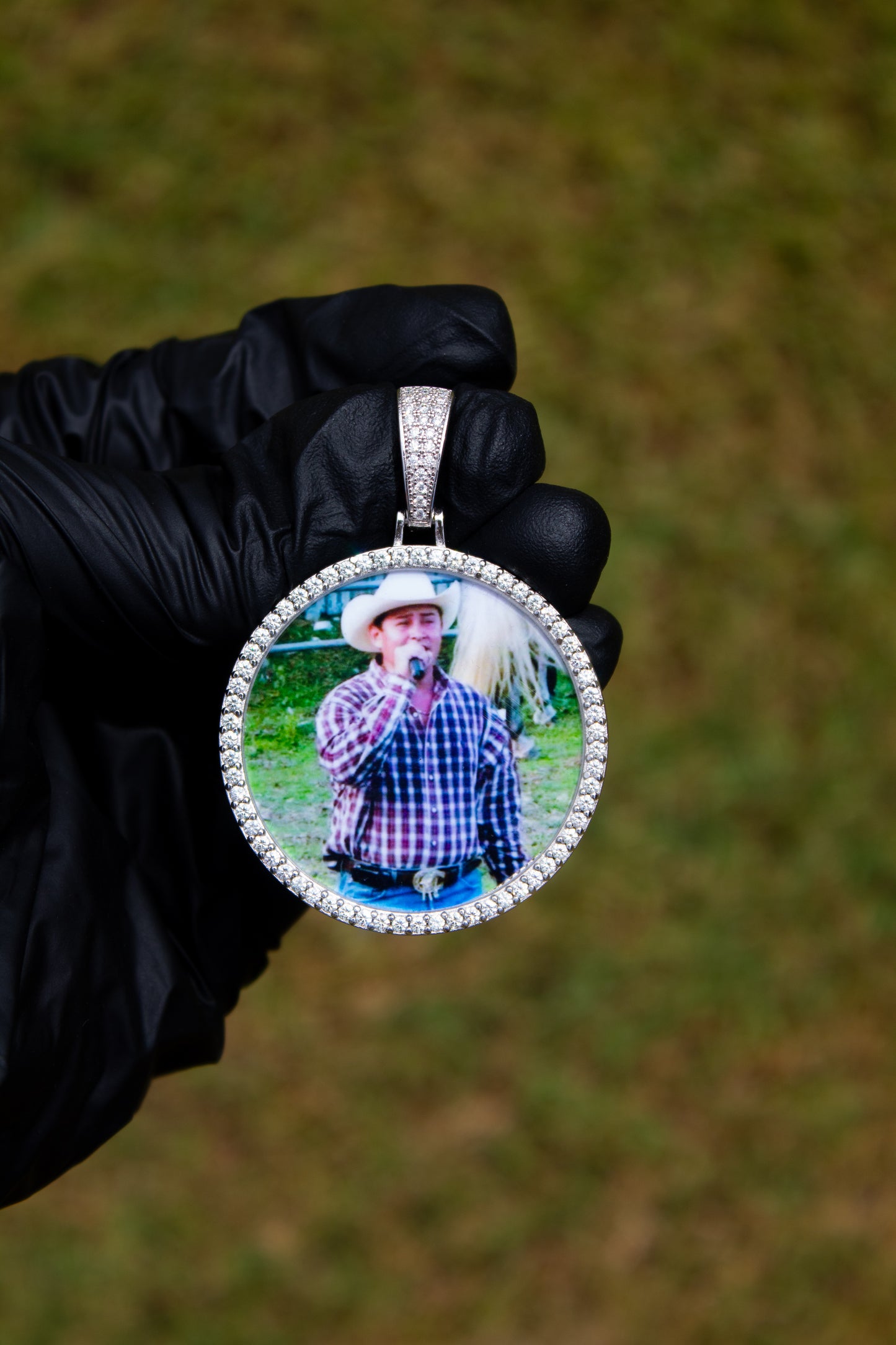 Colgante VVS con foto personalizada (pedido por adelantado)