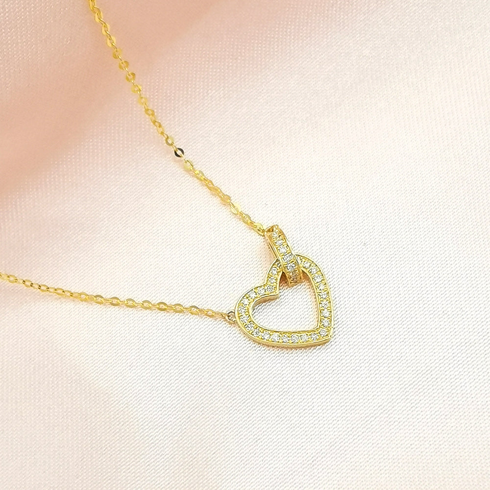 18K Gold Heart Natural Diamond Necklace