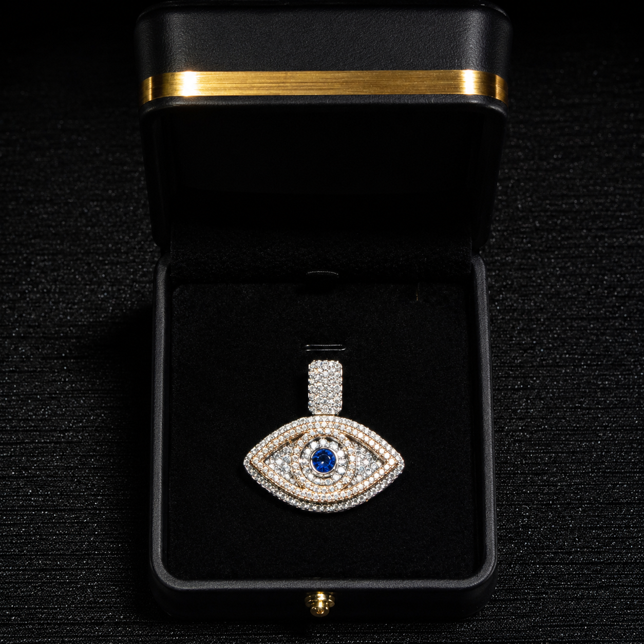 Guardian Eye VVS Pendant