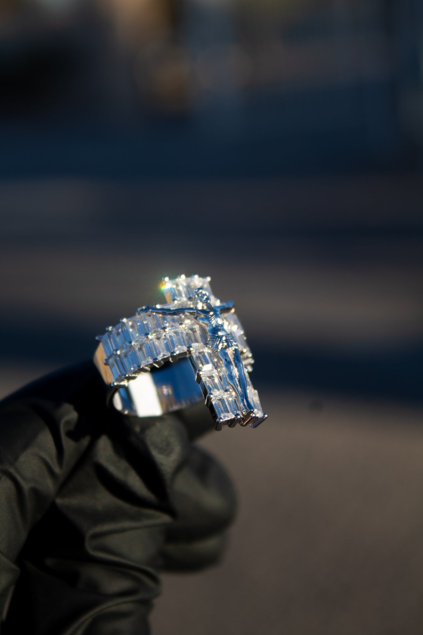 Anillo de Jesús Cruz