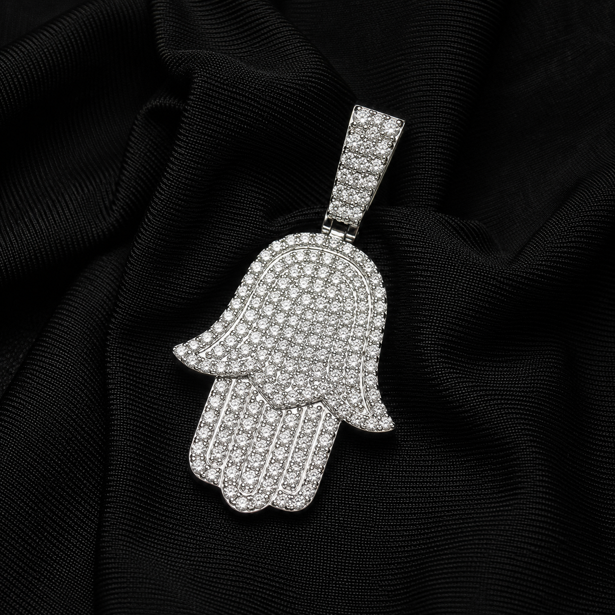 Hamsa VVS Pendant