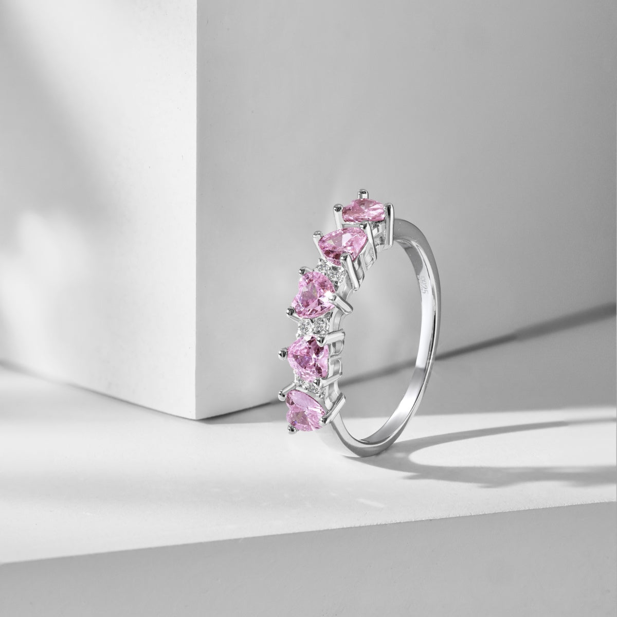 Anillos de diamantes con forma de corazón