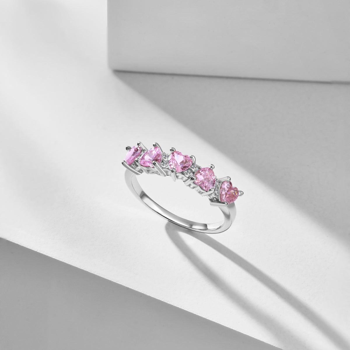 Anillos de diamantes con forma de corazón