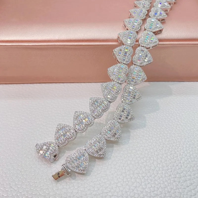 Collar con corazón VVS (10 mm)