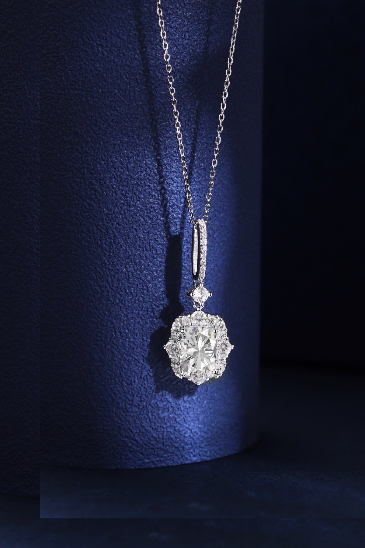 Collar de diamantes blancos