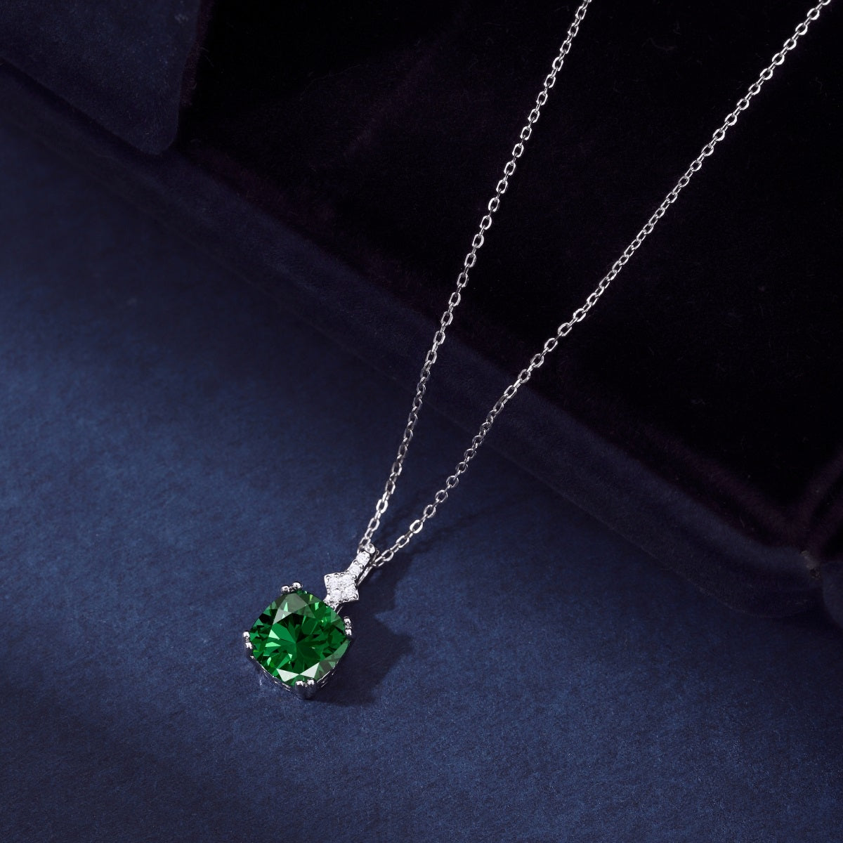 Pulsera de diamantes verdes