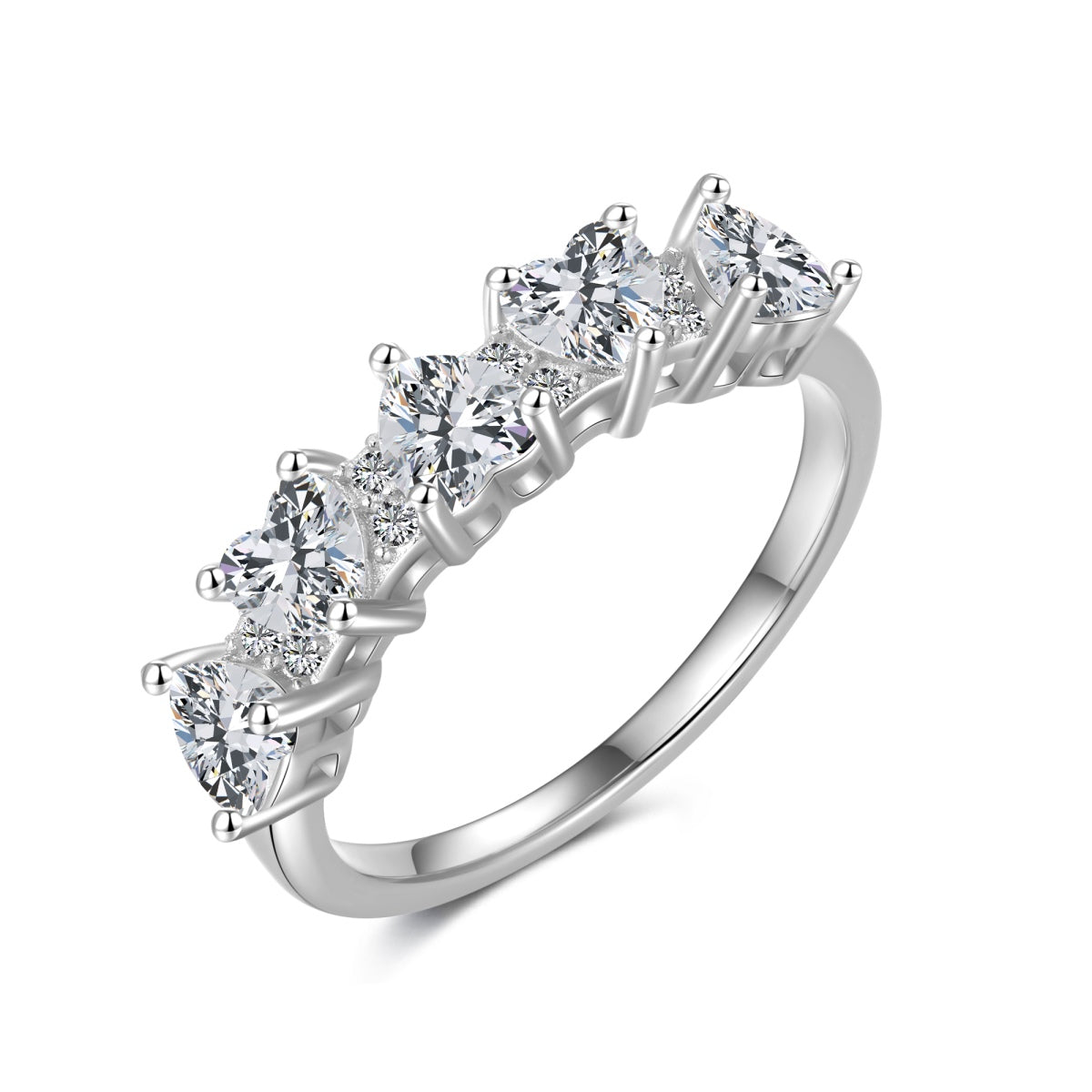 Anillo de diamantes con corazón blanco