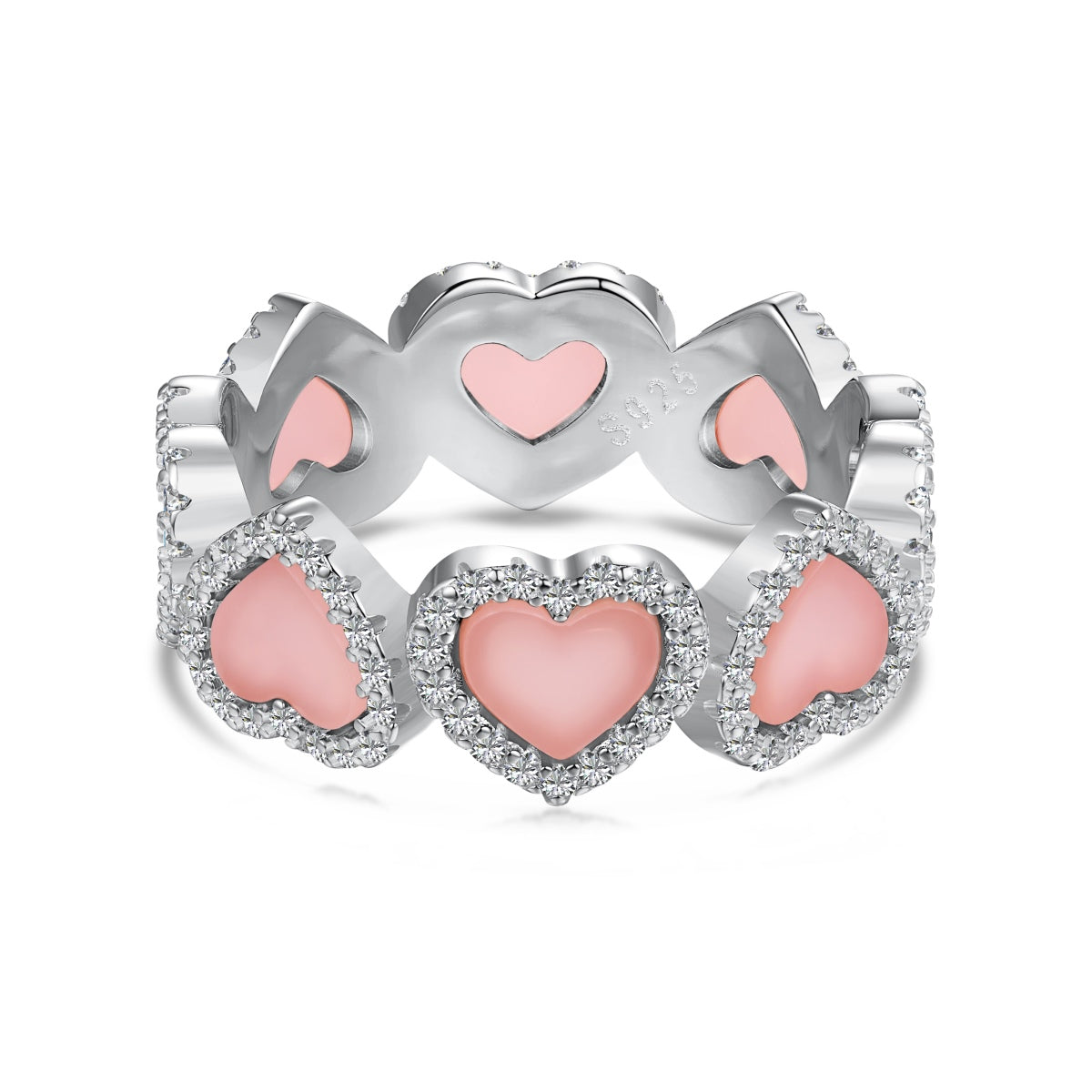 Anillo de diamantes con corazón rosa