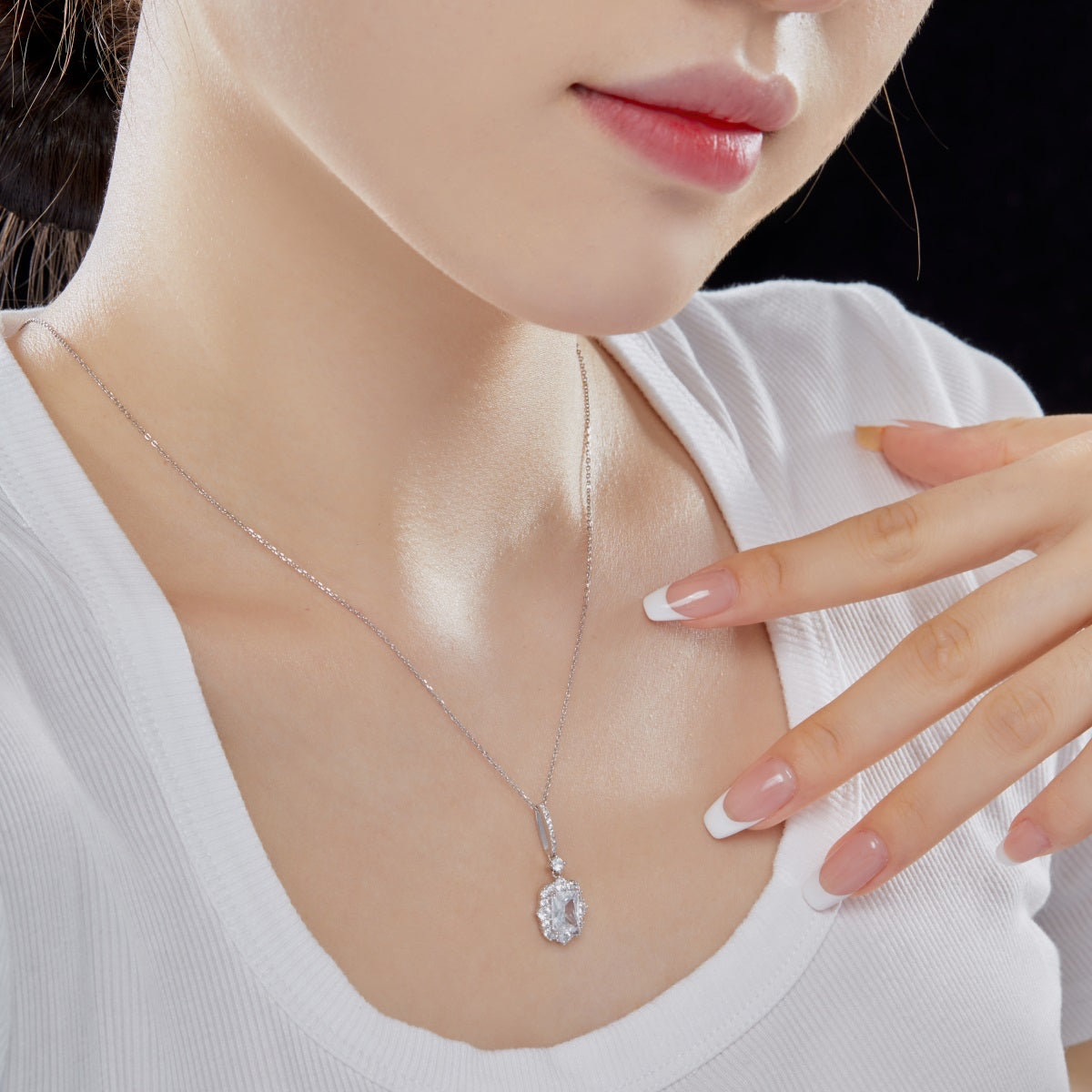 Collar de diamantes blancos