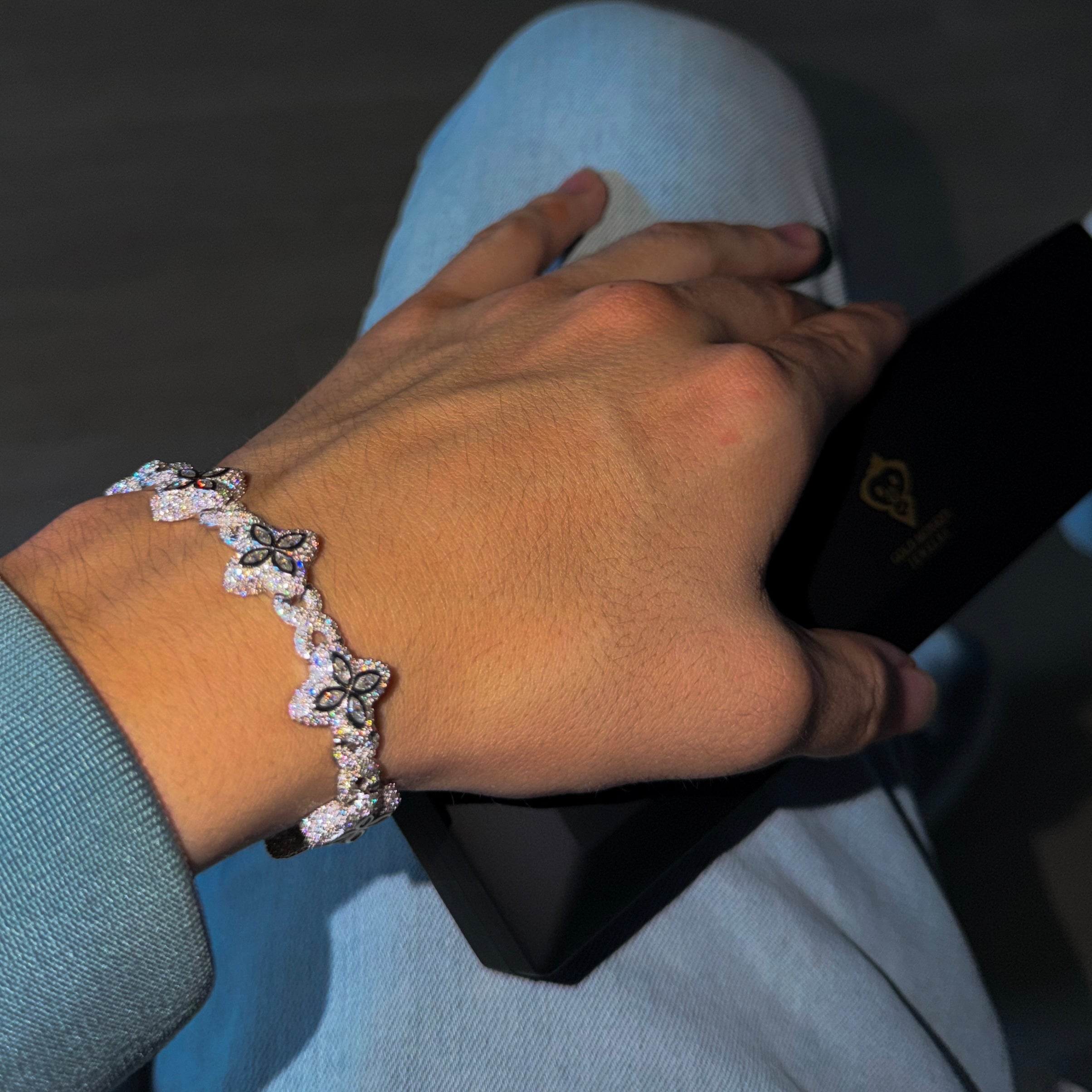 Clover Infinity VVS Bracelet (7mm / 15mm)