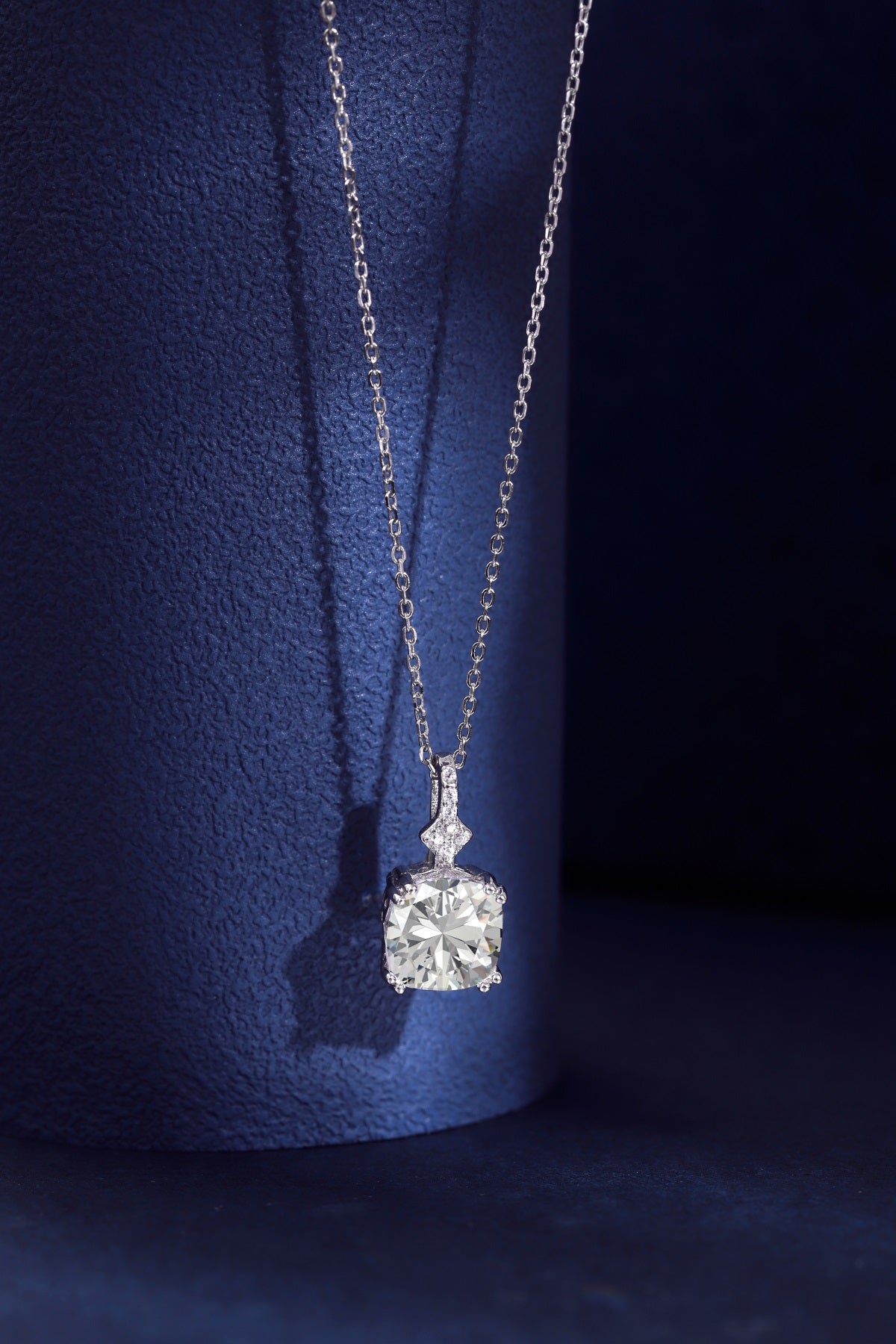 Collar de diamantes blancos