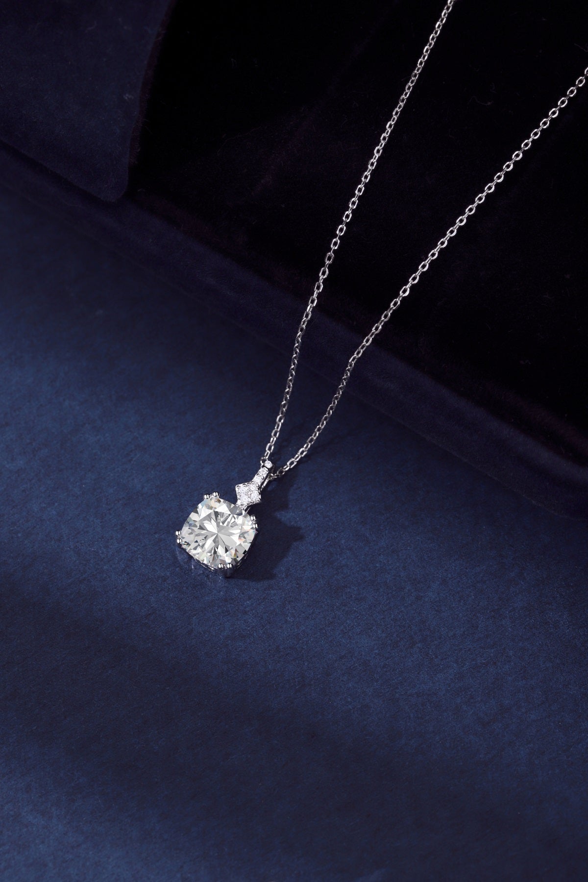 Collar de diamantes blancos