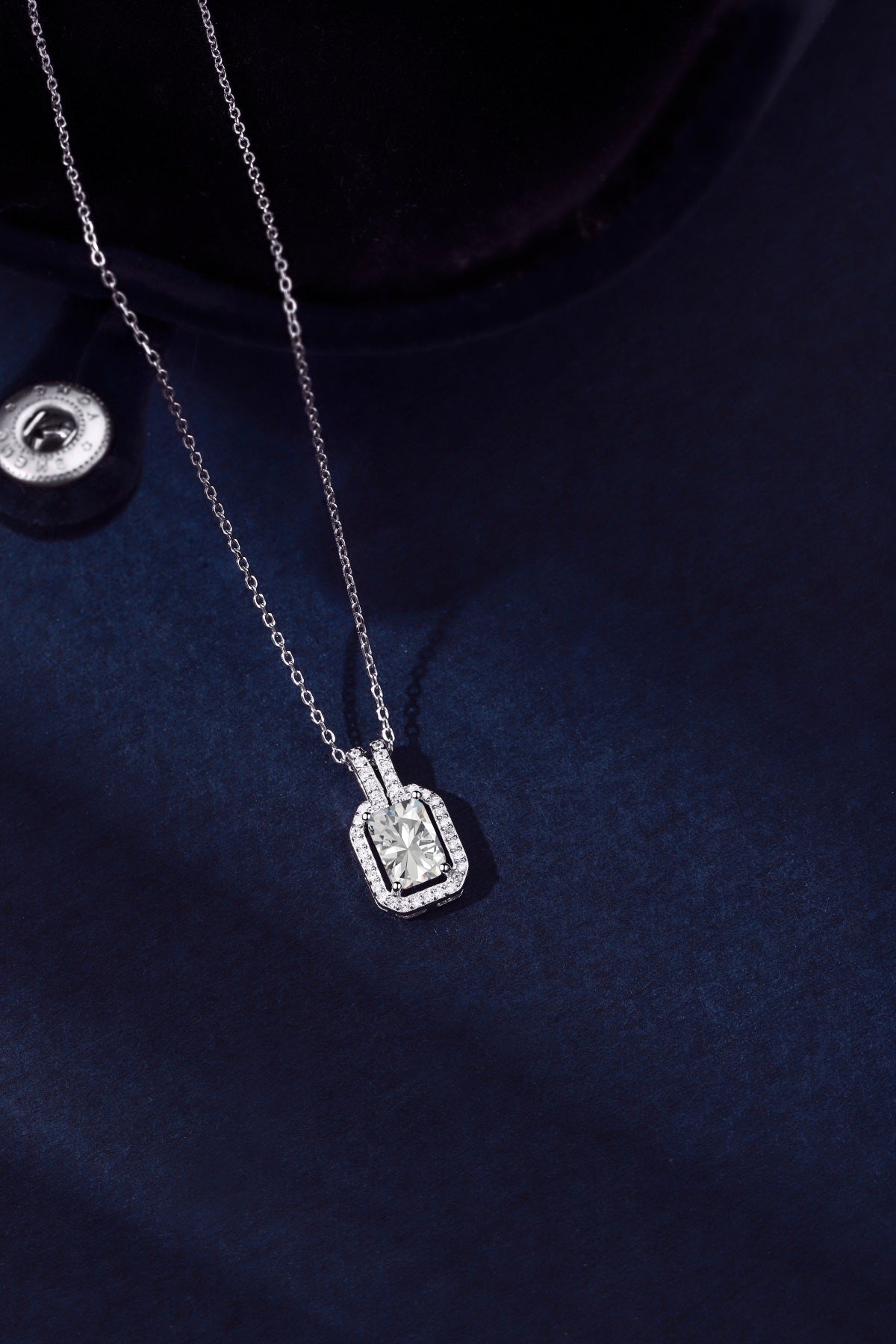Collar de diamantes blancos