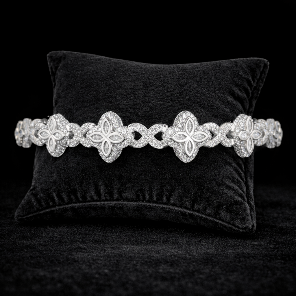 Clover Luxury VVS Bracelet (7mm / 15mm)