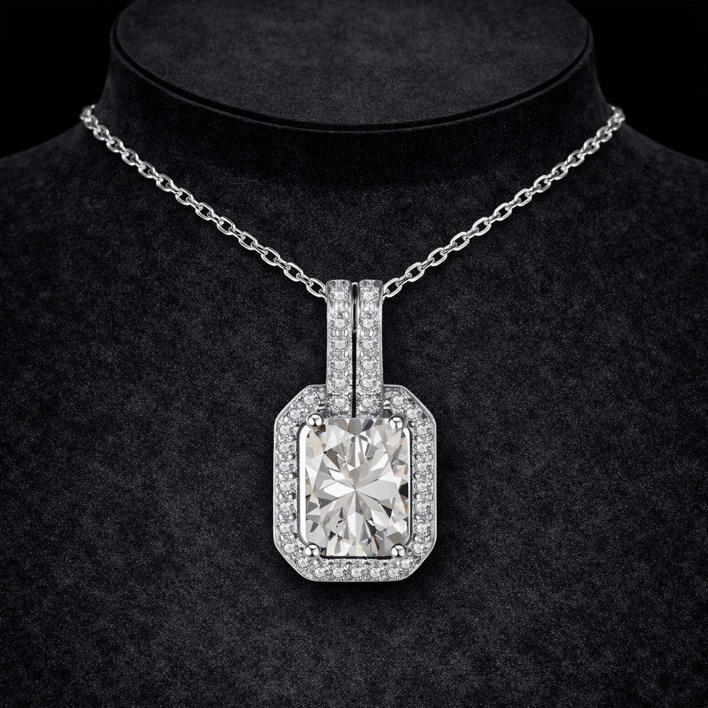 Collar de diamantes blancos