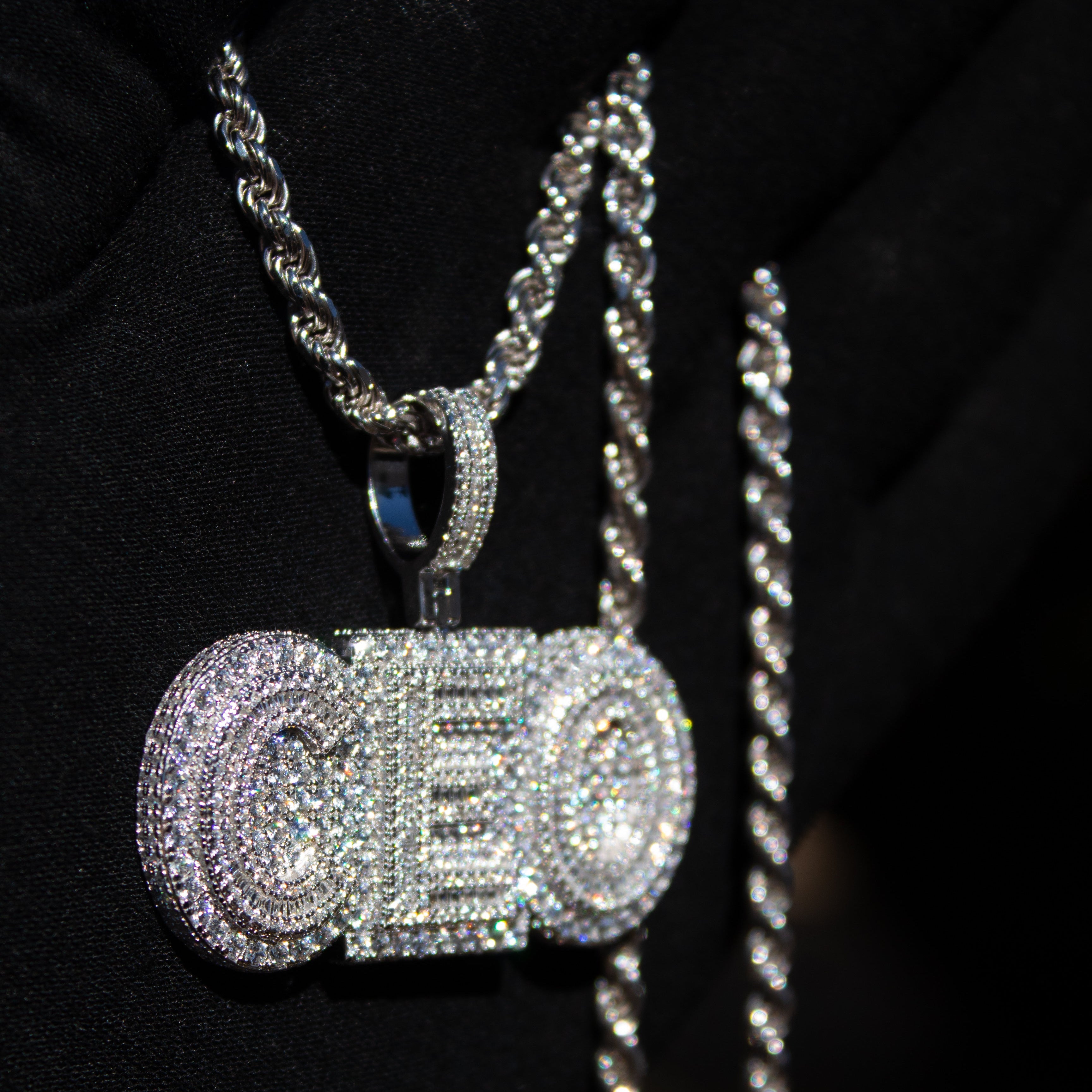 CEO Pendant