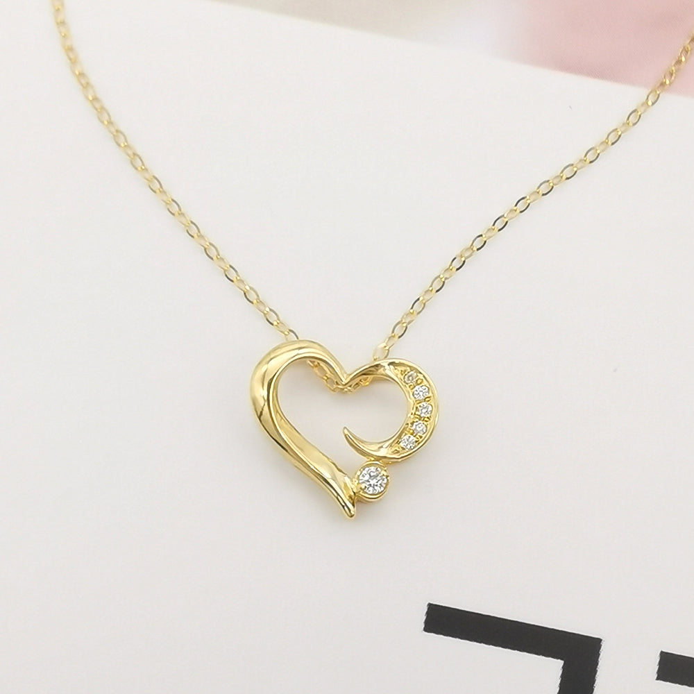 18K Gold Heart Natural Diamond Necklace
