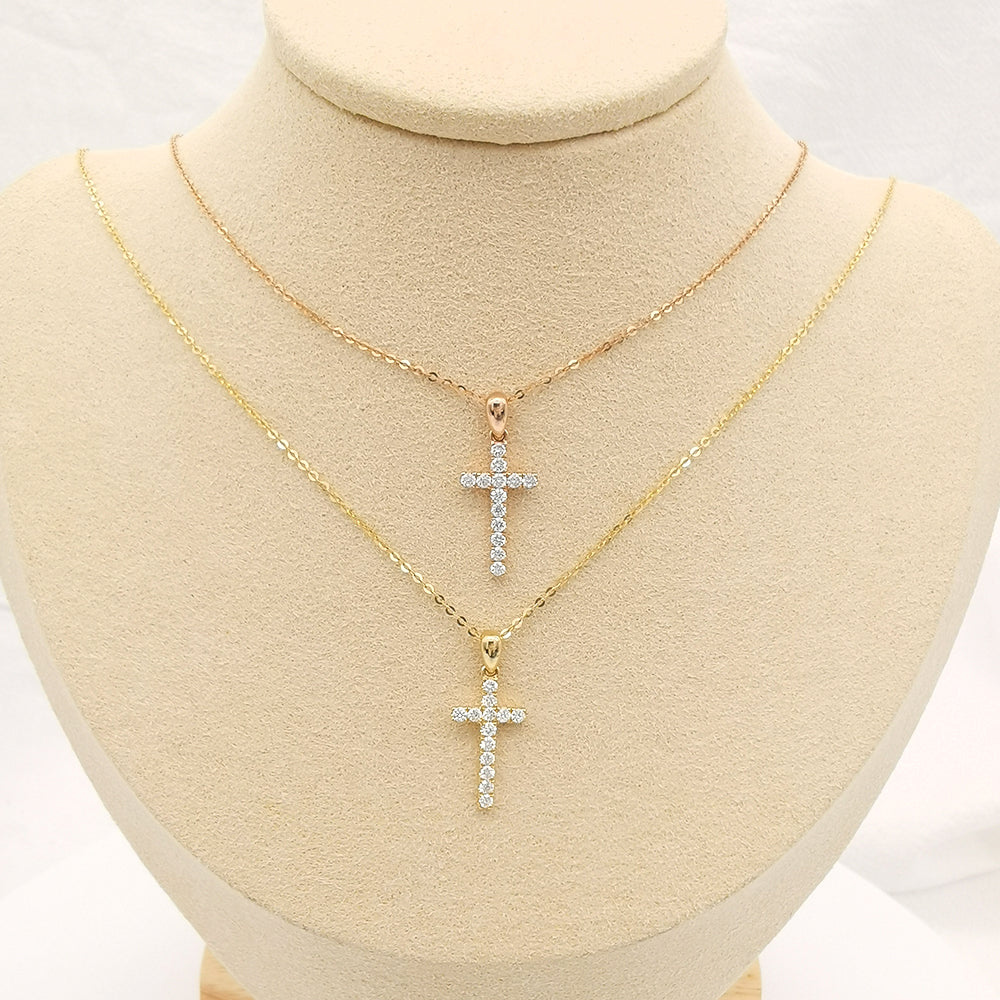 18k Gold Cruz Natural Diamond Necklace