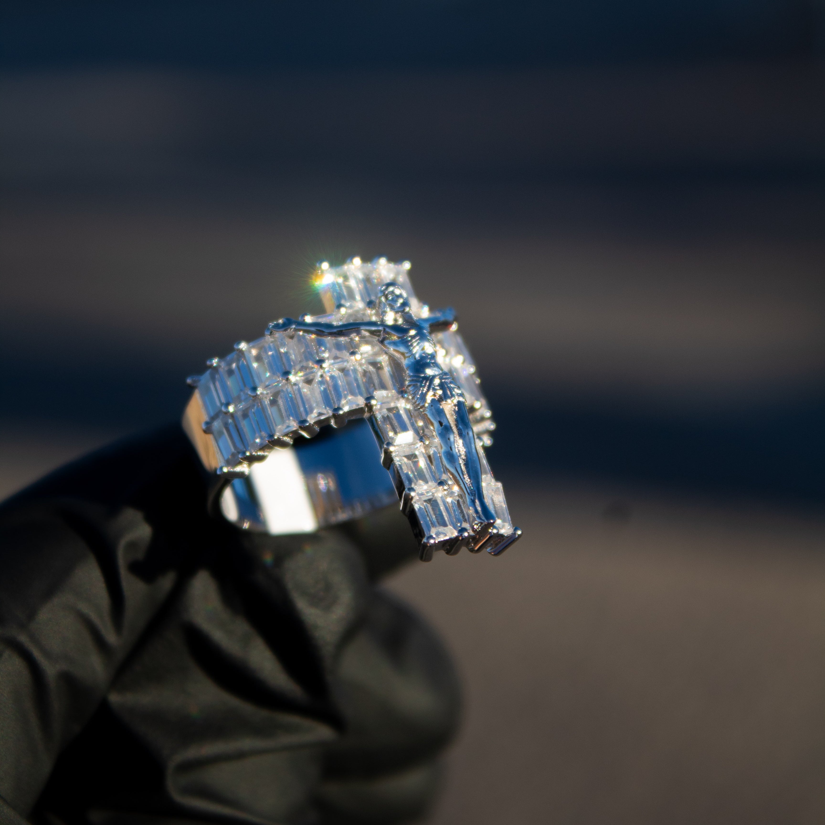 Anillo de Jesús Cruz