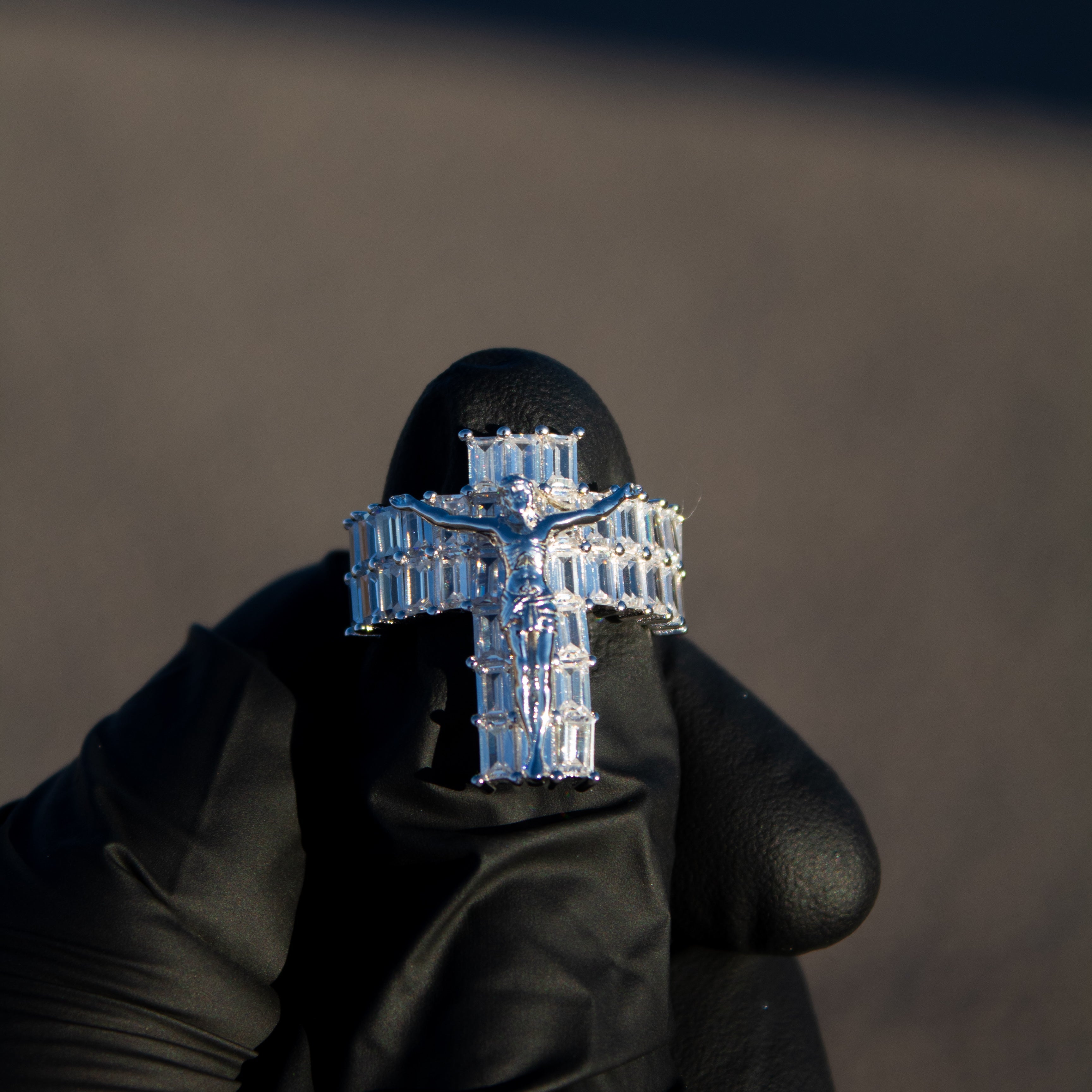 Anillo de Jesús Cruz