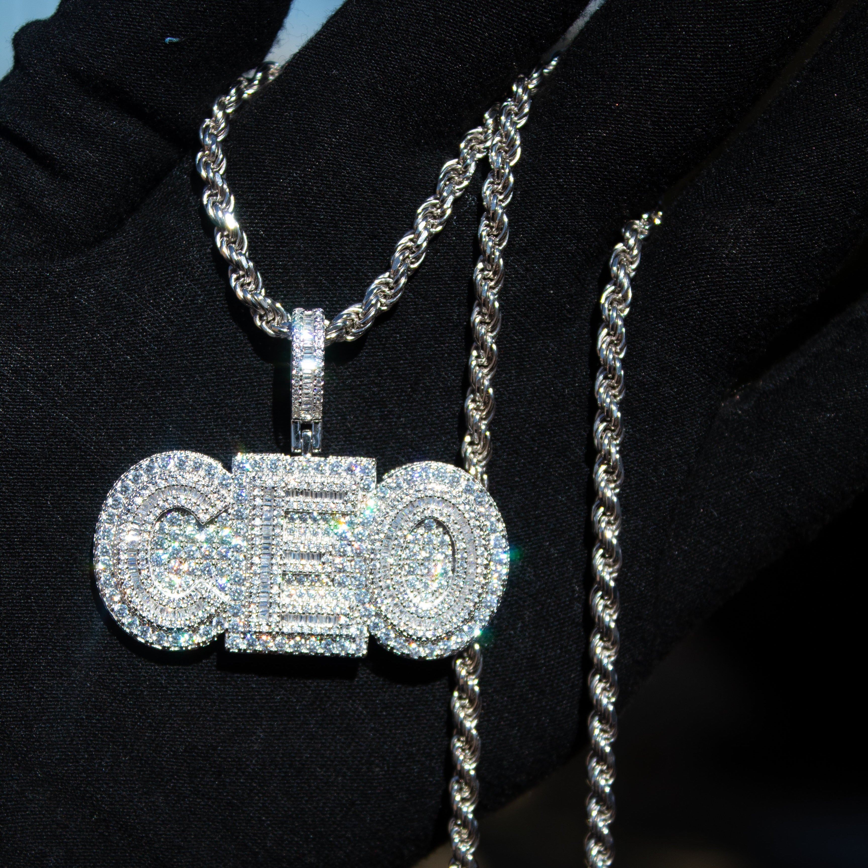 CEO Pendant