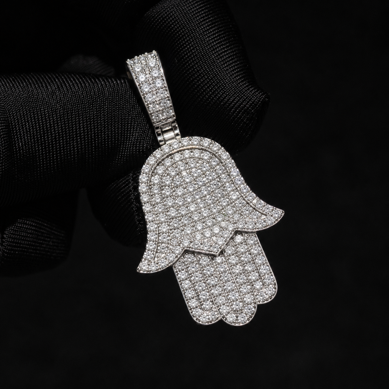Hamsa VVS Pendant