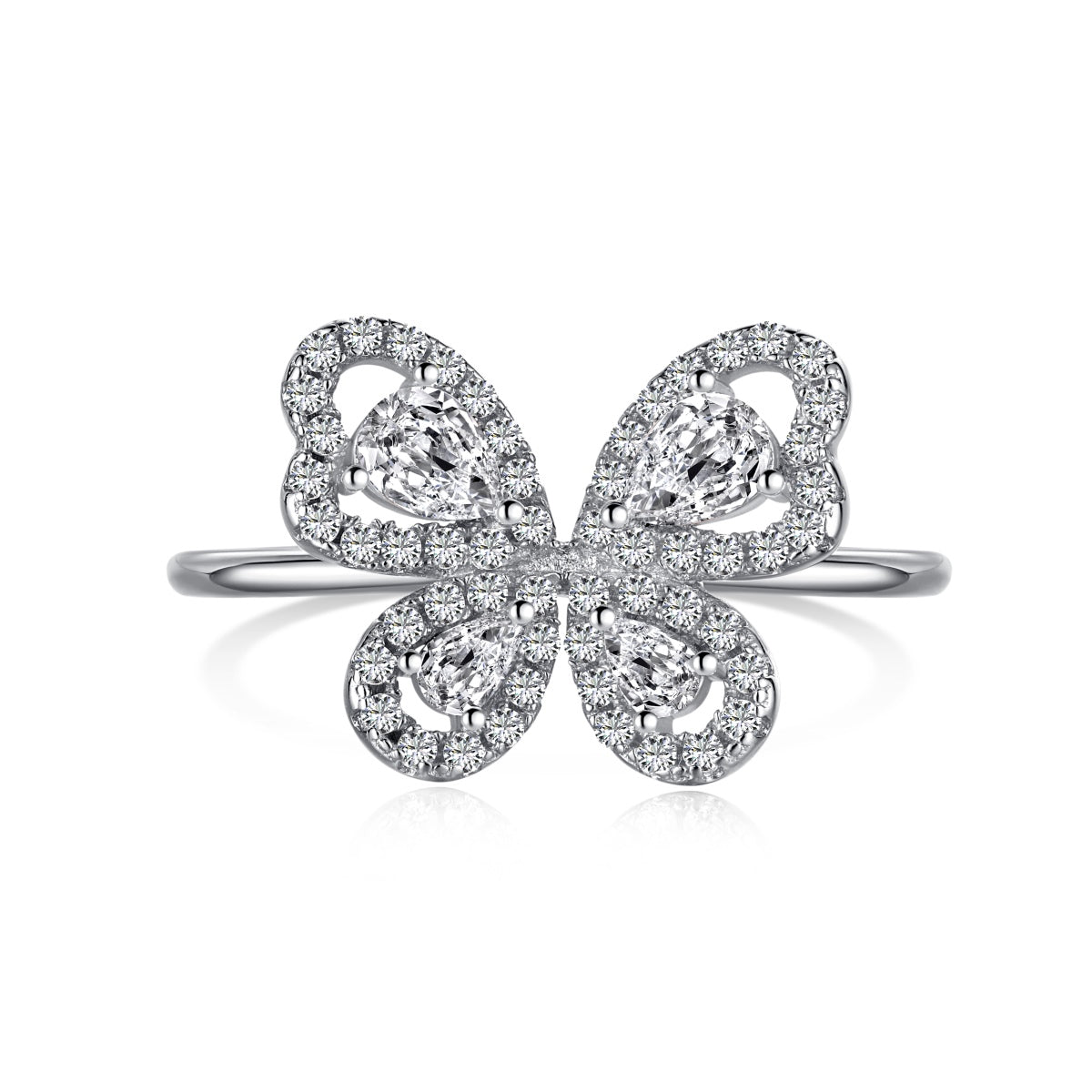 Anillo de diamantes con forma de mariposa