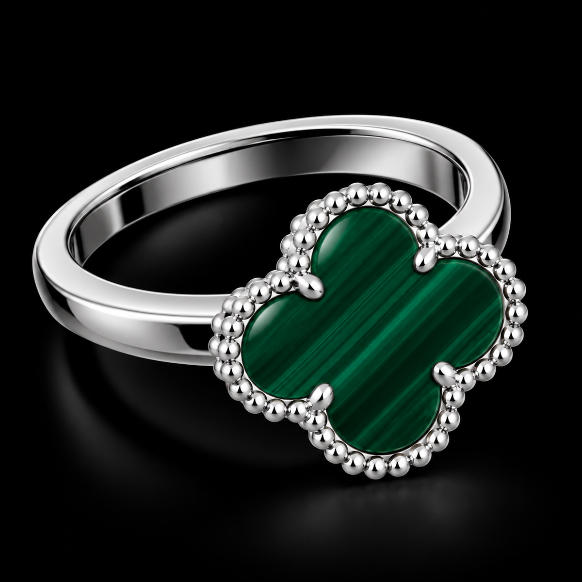 Clover Ring