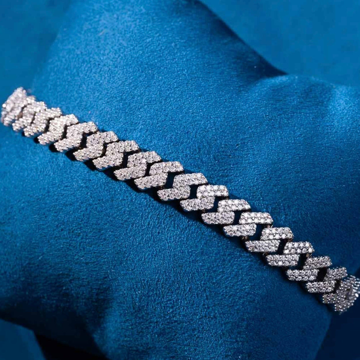 Cuban VVS Bracelet (8mm)