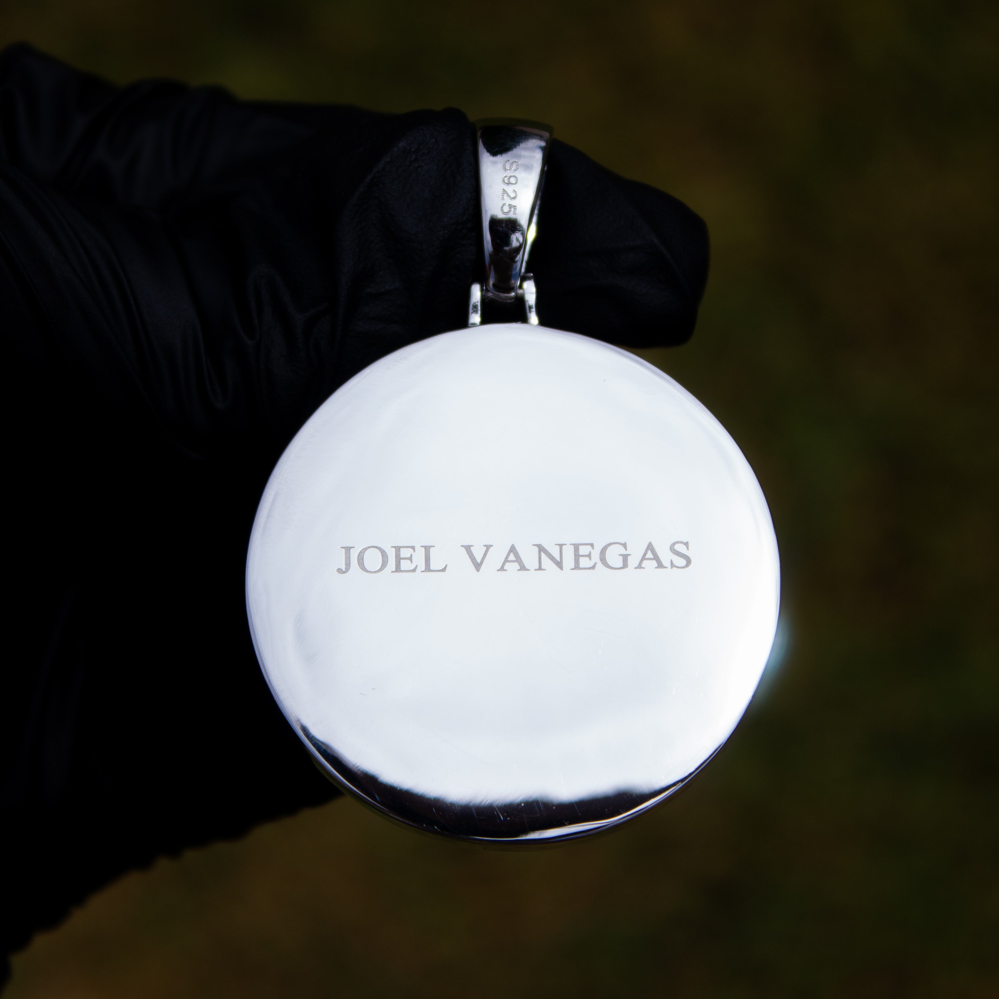 Colgante VVS con foto personalizada (pedido por adelantado)