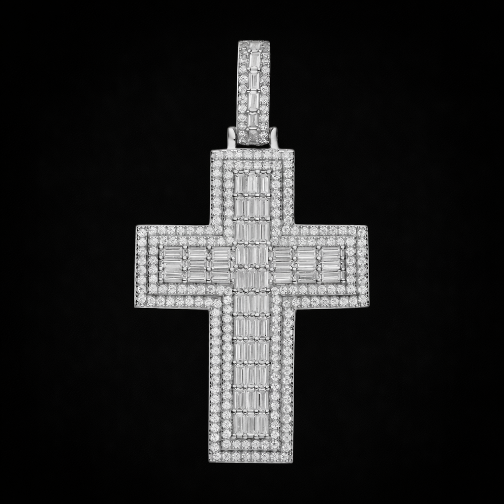 Cruz Pendant
