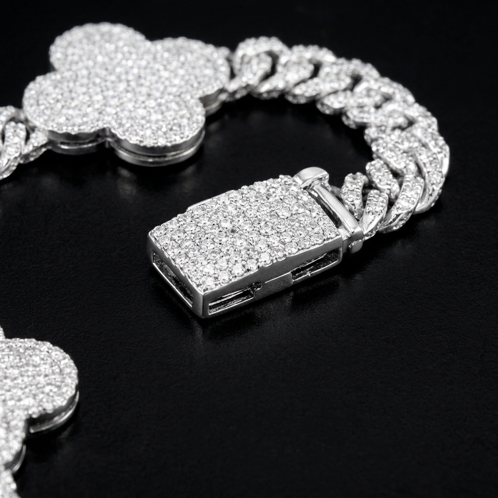 Clover bracelet clasp draft